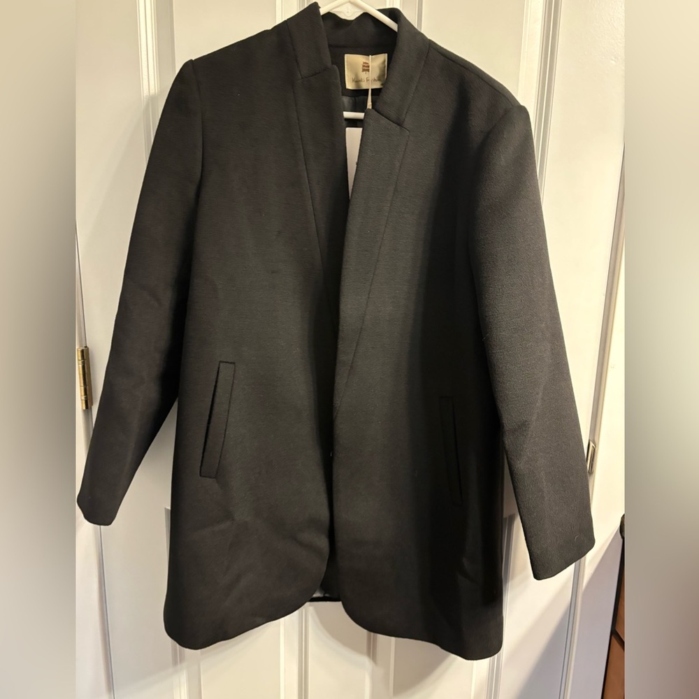 Kwoki Women’s Wool open coat. Black Large.  NWT